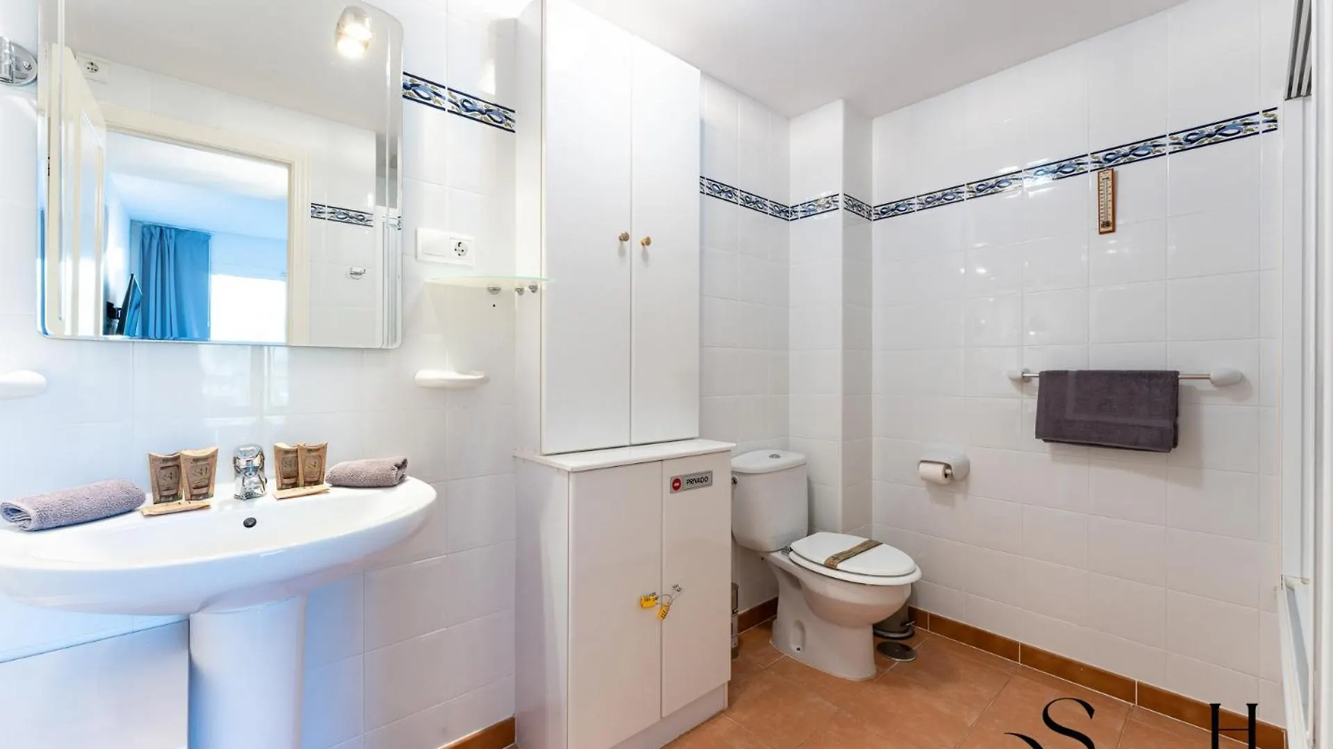 Apartment Mountain Views, Pool & Rooftop, Cozy 2Br For 6 Fuengirola