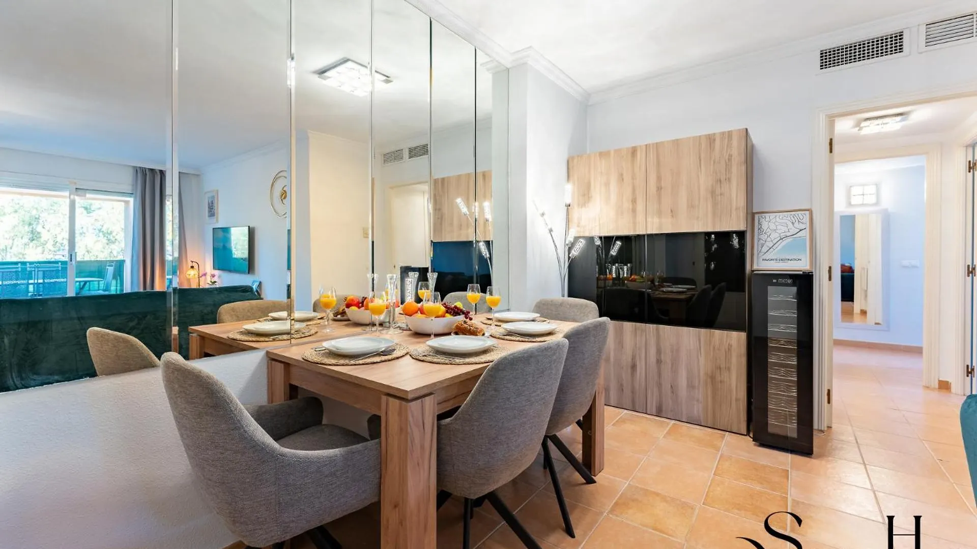 Mountain Views, Pool & Rooftop, Cozy 2Br For 6 Fuengirola Spain